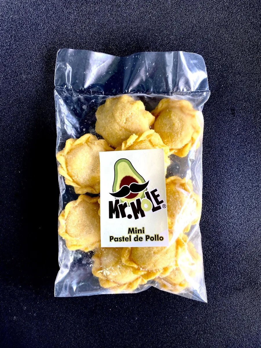 Pasteles de pollo cocteleros x 10 unid